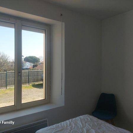 Appartement T2 Meuble - Entree Independante La Boissière-des-Landes 外观 照片